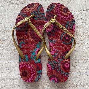 SALE! $11 ea or 3/$30 - Havaianas Slim ladies flip-flop sandals